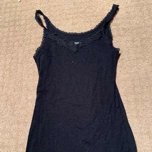 Tank with lace collar